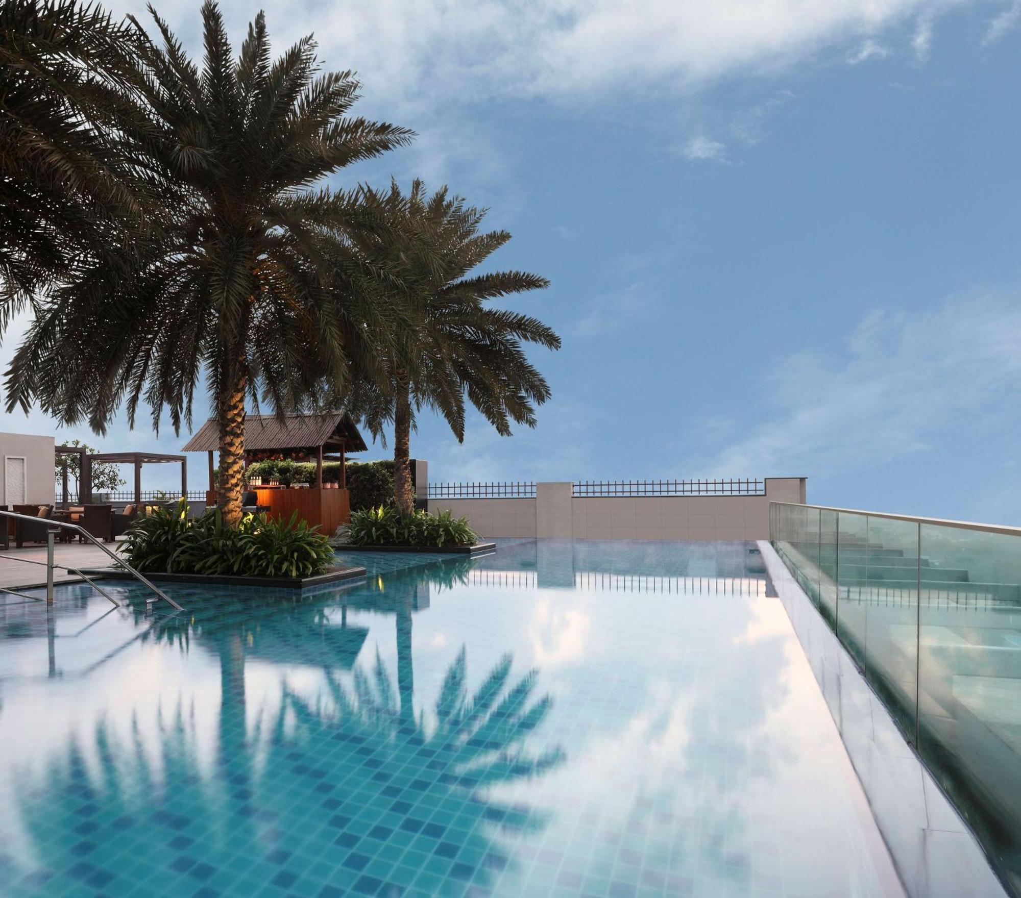 Hilton Hotel 5*